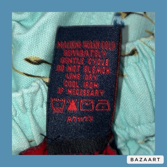 🌪️ NWT DENIM AND CO. Floral Print Capris - Picture 7 of 7